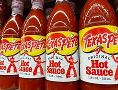    La FDA lanzó una alerta para retirar del mercado la salsa Texas Pete Buffalo Wing Sauce por contener alérgenos, no declarados en la etiqueta. El producto fue distribuido en 13 estados del país.