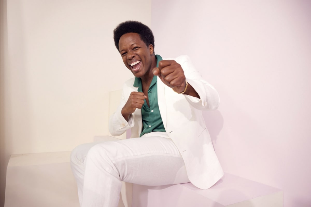 universal music, cantante, musica, sencillos