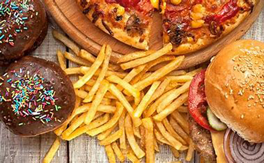  Jaramillo indica que aunque las grasas son esenciales, el tipo y la cantidad de grasa que consumimos pueden afectar nuestra salud