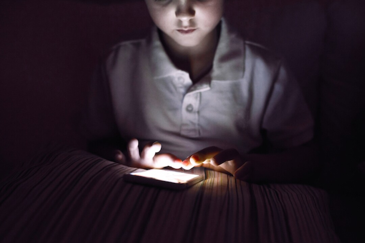 niños, tablet, desarrollo socioemocional, medidas, normas, red latina