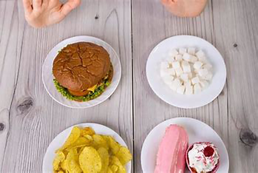  Un estudio revela que las tasas de mortalidad del cáncer y problemas de salud mental, están asociadas con las dietas ricas en alimentos ultraprocesados